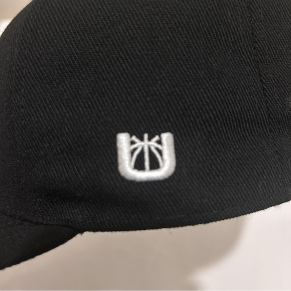 Chicago Bulls Ultra Game NBA Official Black Flat Bill Snap-Back Cap Hat - Picture 10 of 10